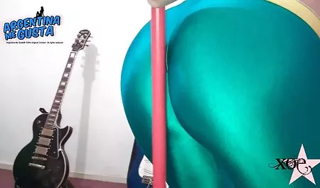 A person with tattoos fuck with a animal xxx sexy girl Britney Amber